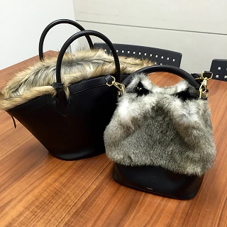 「それどこの?」と言われるバッグなら、「VASIC」!