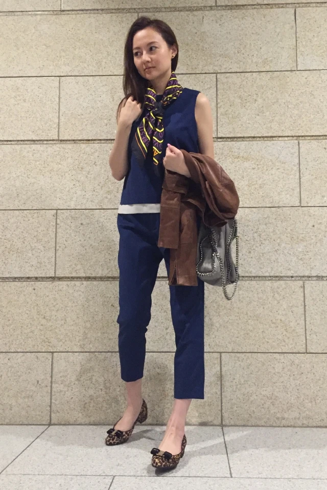 【お仕事服スナップ】夏から着ているセットアップ、ブランド小物で秋盛り