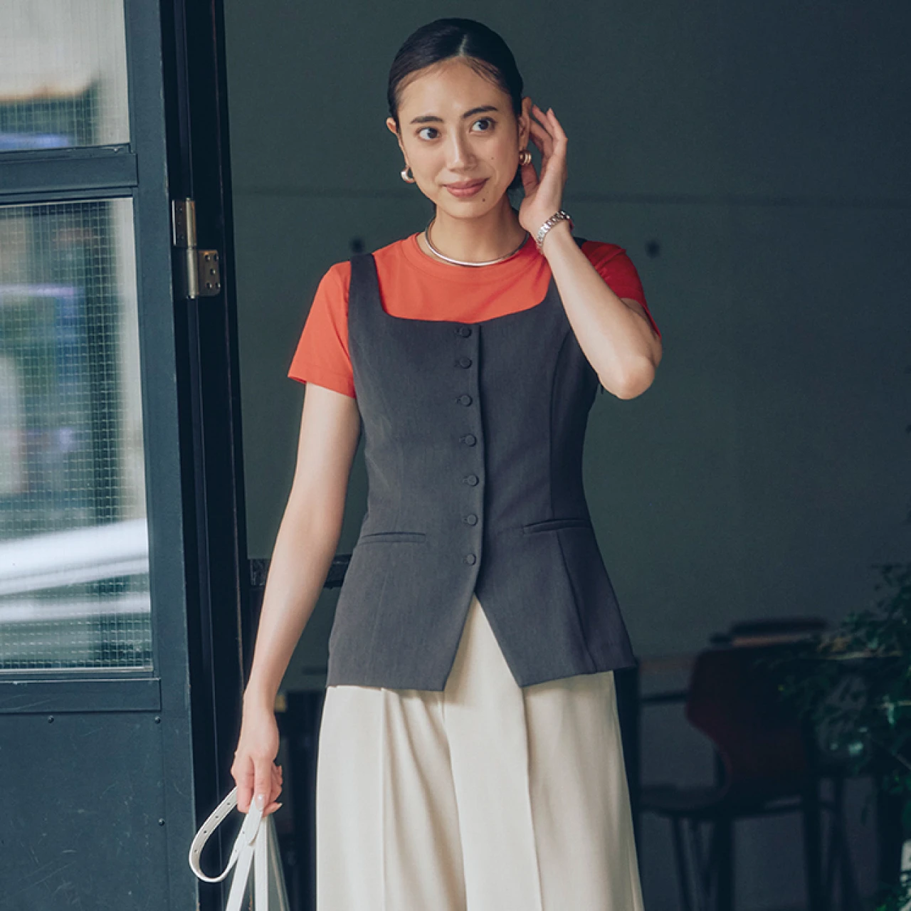 【涼しい通勤ワイドパンツ】プロが厳選! エニィスィスの“超多機能オフィスパンツ”で好感度を確保