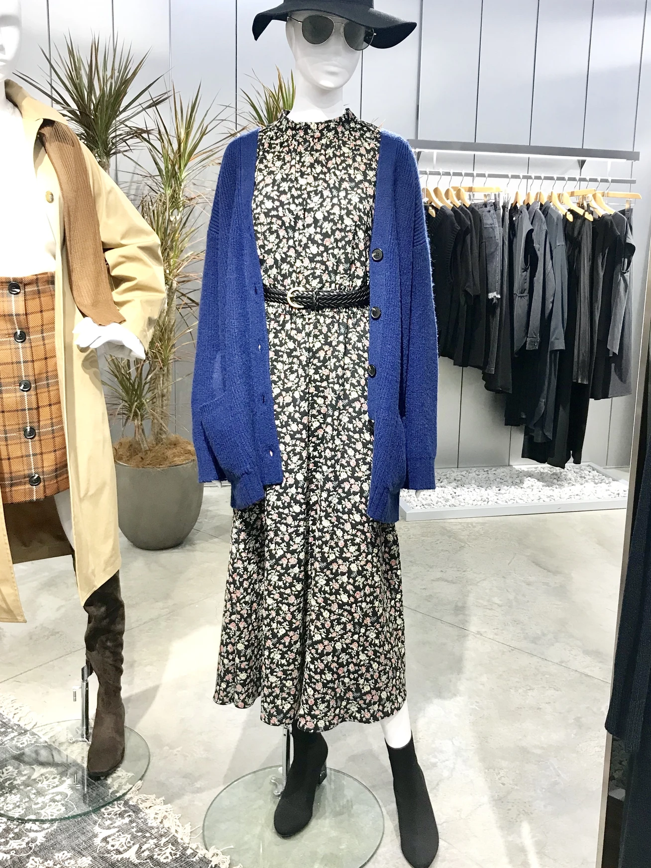フラワープリントワンピース¥2990/ジーユー(GU)