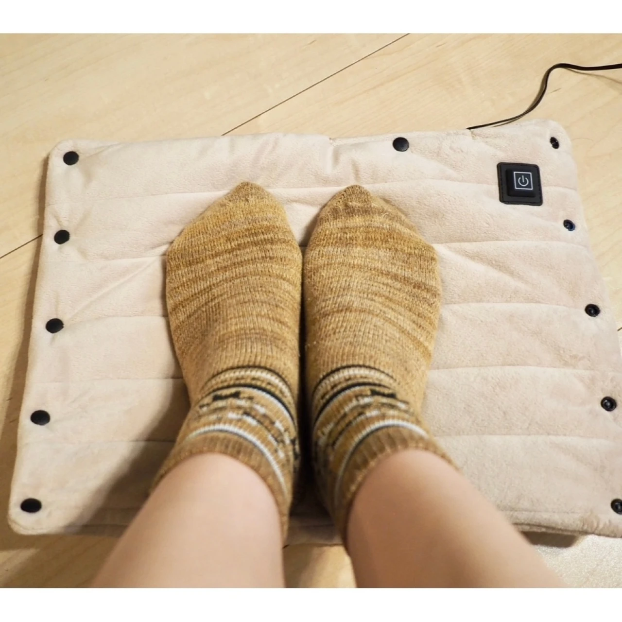 冬を制する、あったか名品家電|在宅ワークの救世主「ホットマット」#おうち部