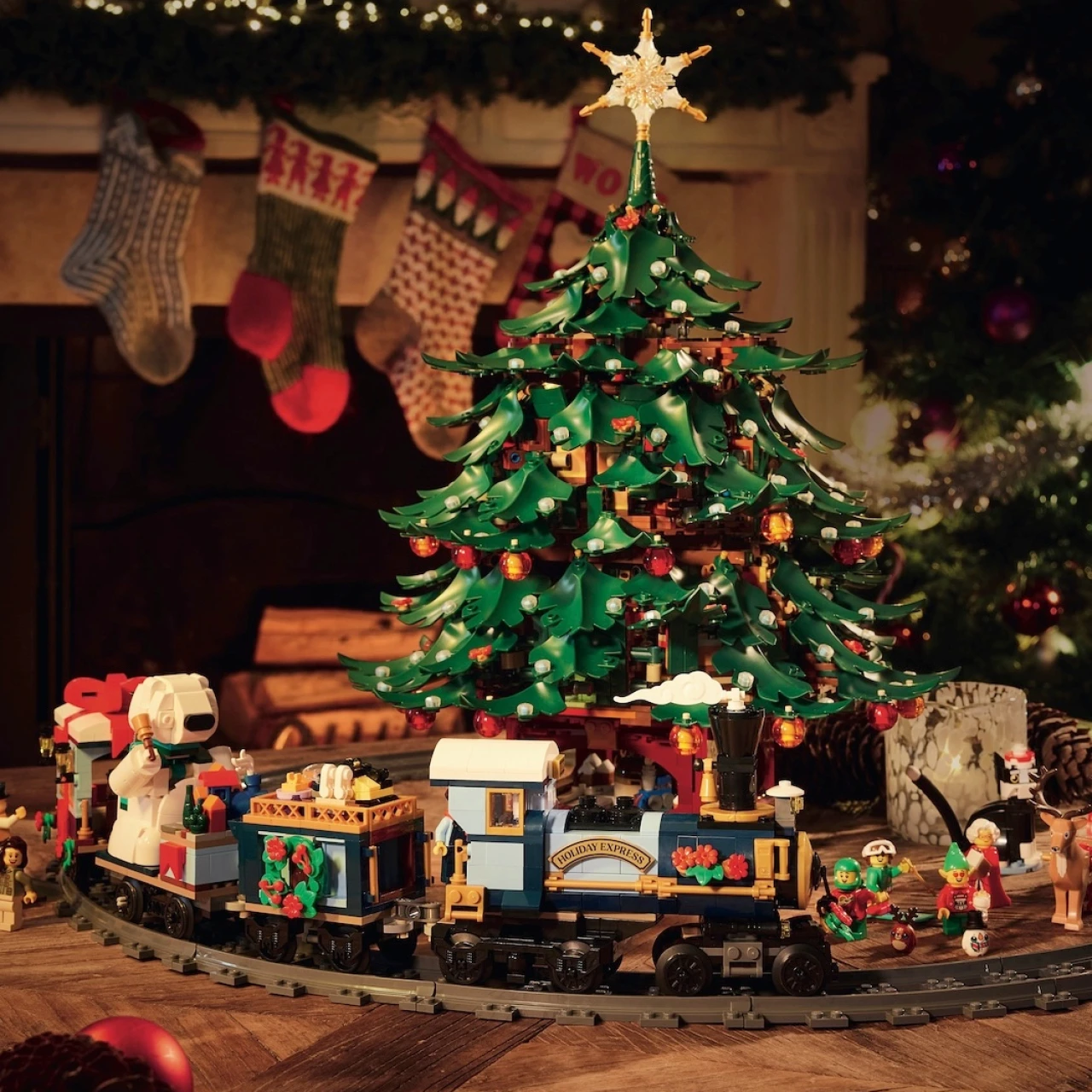 【レゴ®のクリスマスツリー】が我が家の定番！ 新作は大人も子供も夢中になれる豪華版