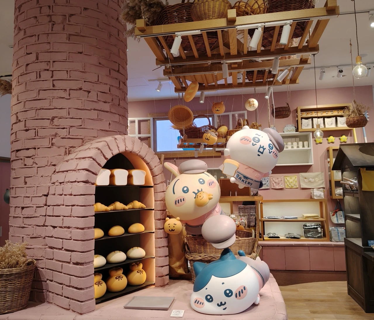 【原宿】話題のちいかわベーカリーへ♡予約&入場方法もレポ！