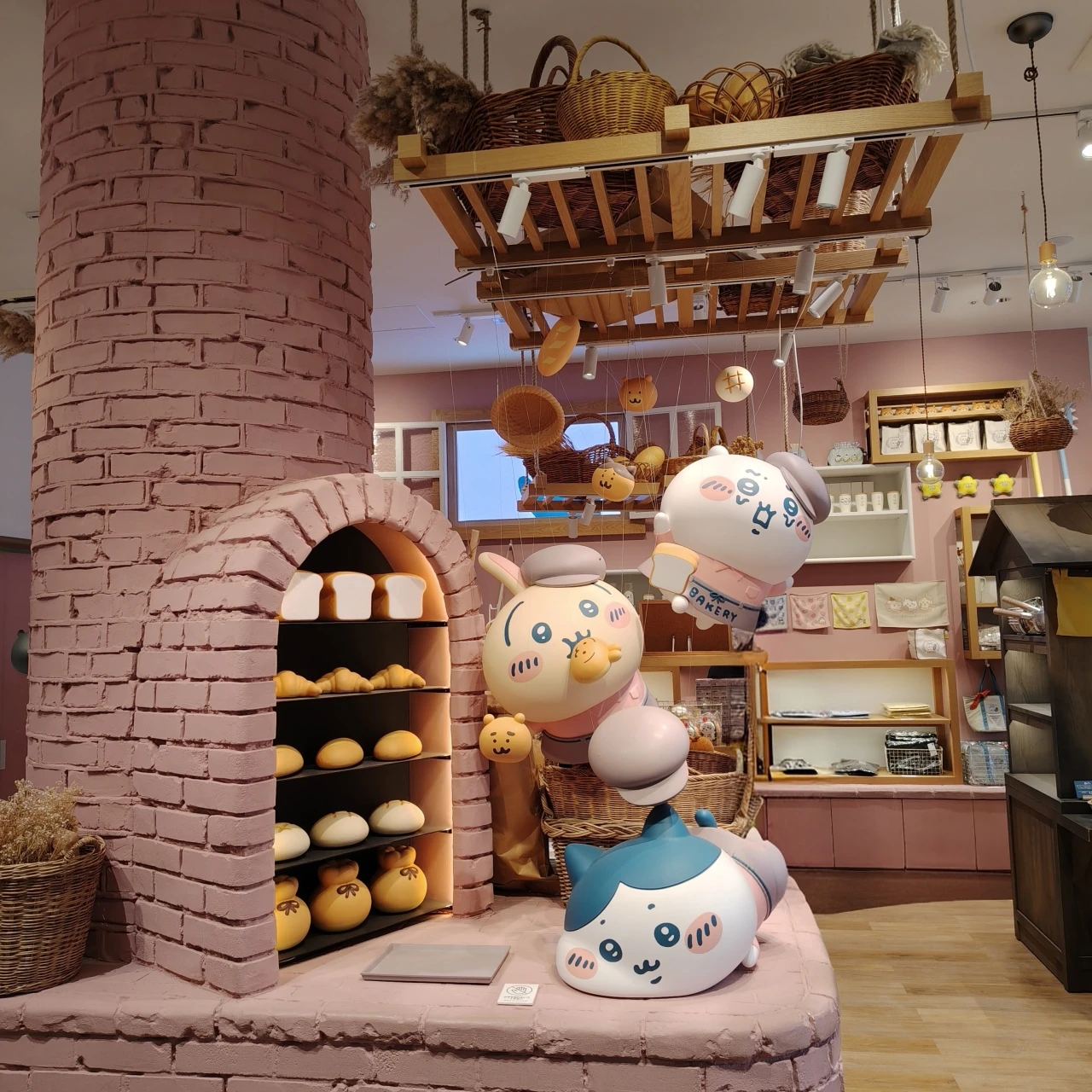 【原宿】話題のちいかわベーカリーへ♡予約&入場方法もレポ！