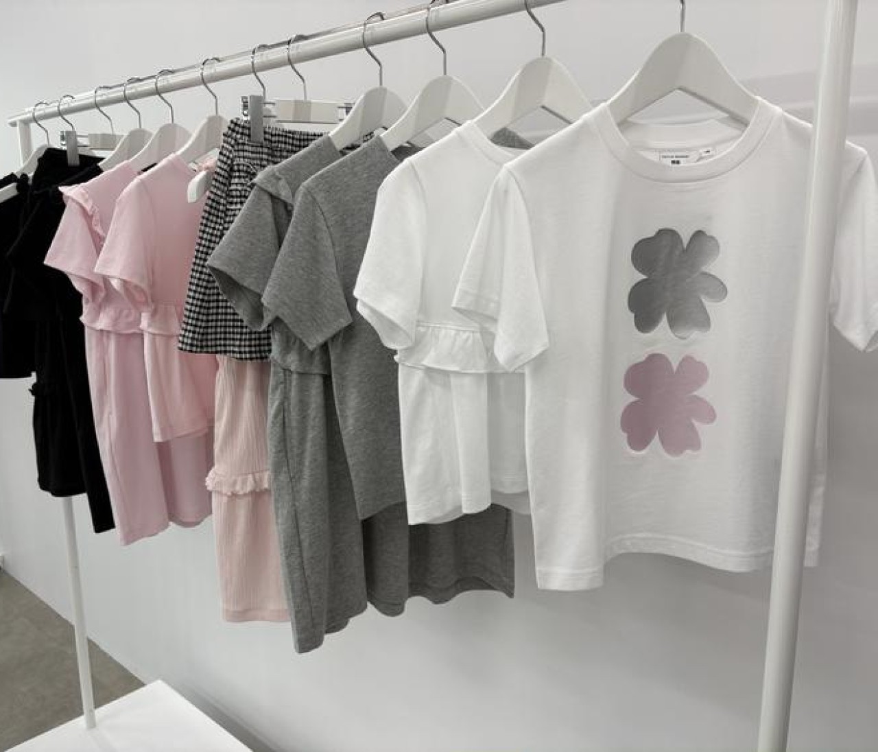 【ユニクロ新作で親子リンクコーデ】5月22日発売！UNIQLO and Cecilie Bahnsen（ユニクロ アンド セシリー バンセン）には親子で楽しめるアイテムが充実