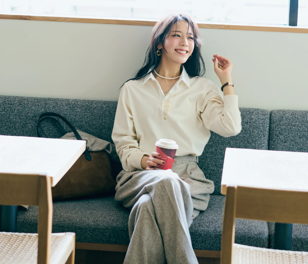 きれいめコーデにマンネリを感じたら。トップスをラガーシャツに変えて最旬プレッピーが完成！