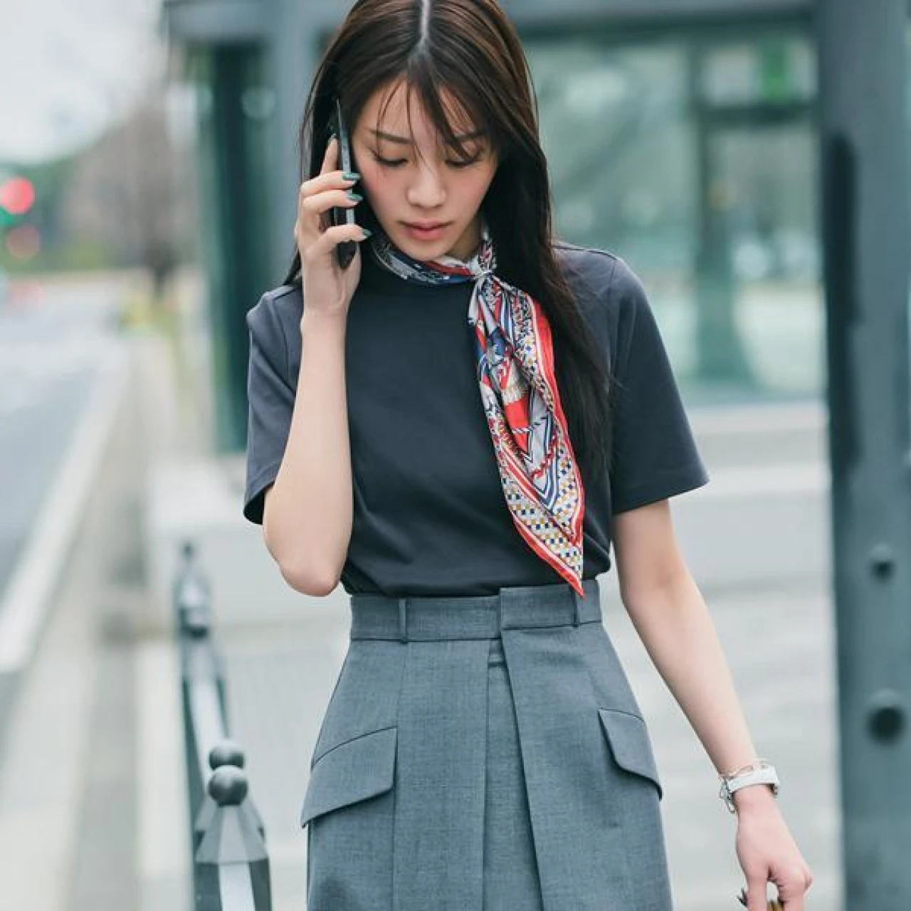 【大人が買うべきTシャツ】2025最旬コーデまとめ(写真)