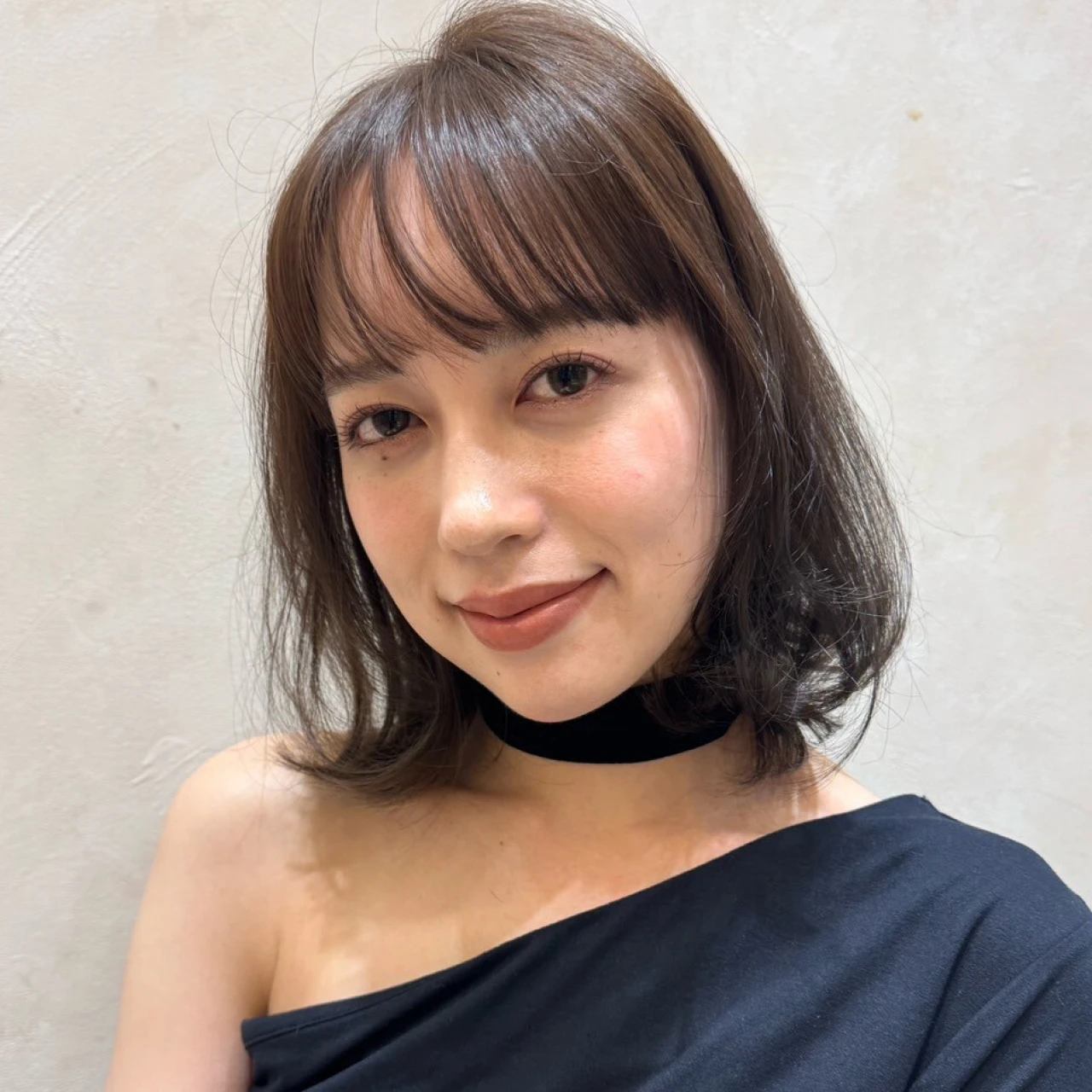 【ミディアム・30代～40代大人の髪型】伸ばしかけへア！外ハネミディ