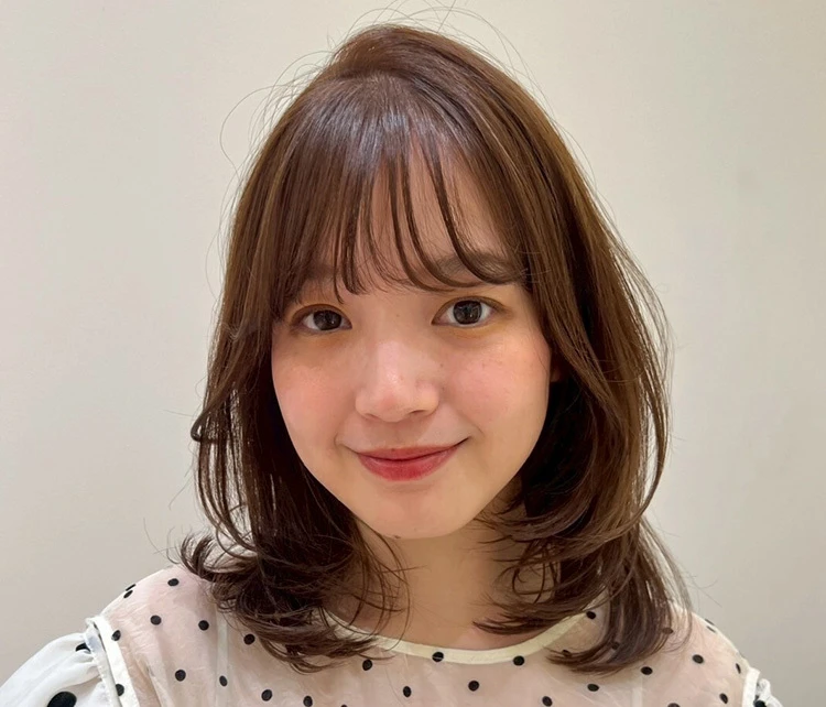 【ミディアム・30代大人の髪型】パーソナルカラーイエベ・シナモンベージュ