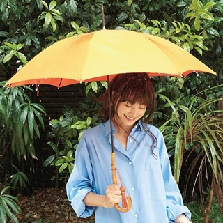 【きれい色の傘7選】大人の今こそ持ちたい、雨の日が楽しくなるアンブレラ