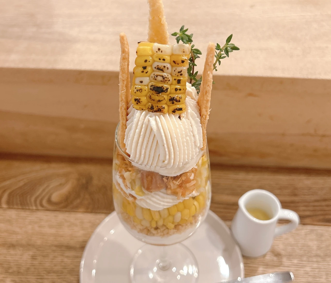 外苑前から徒歩7分「パフェバーagari」で季節のパフェを#スイーツ部
