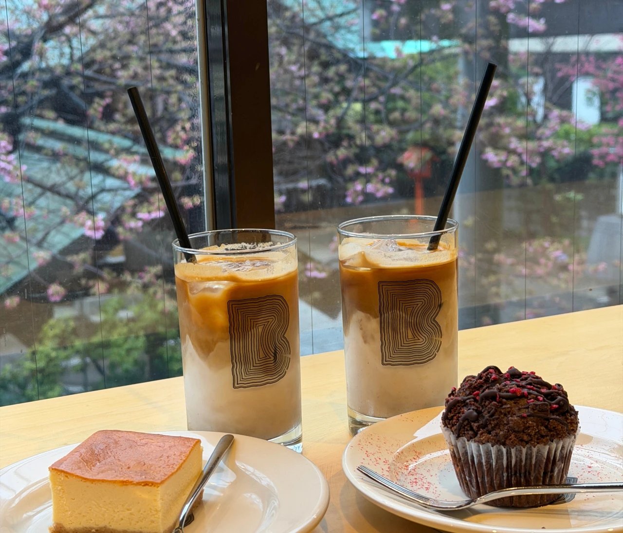 お花見気分！大人女子にぴったりな蔵前カフェ｜BARK