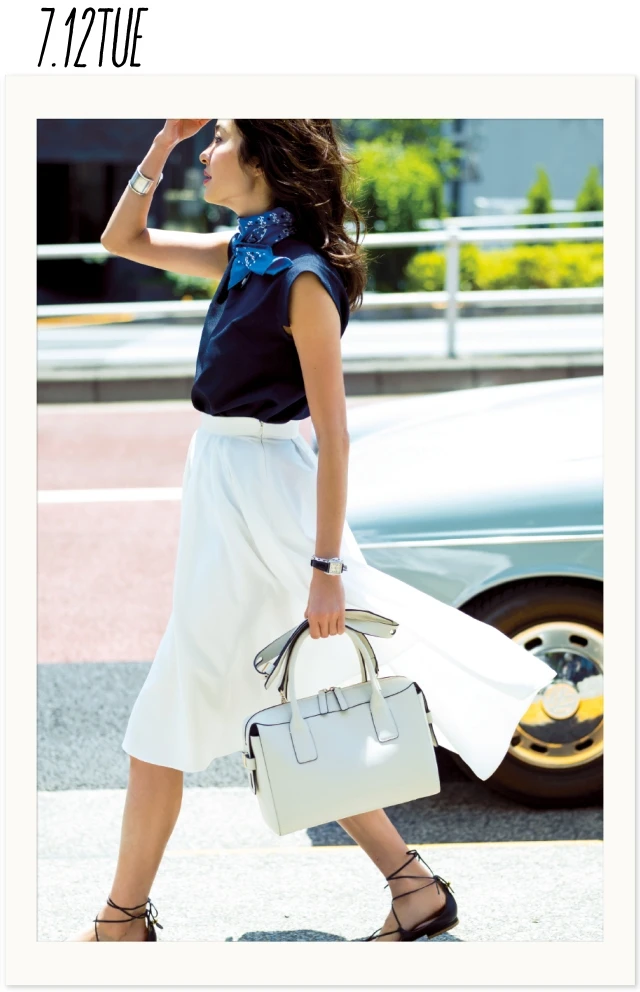 外回りも「涼しく乗り切る」には、体に"フィットしない" スカートで通勤コーデ♡