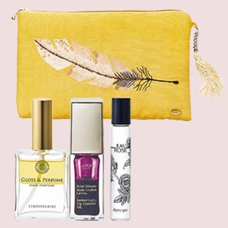 モロッコ旅行の中のメイクどうする? Velnica.デザイナー・小林加奈さんのポーチ大公開!