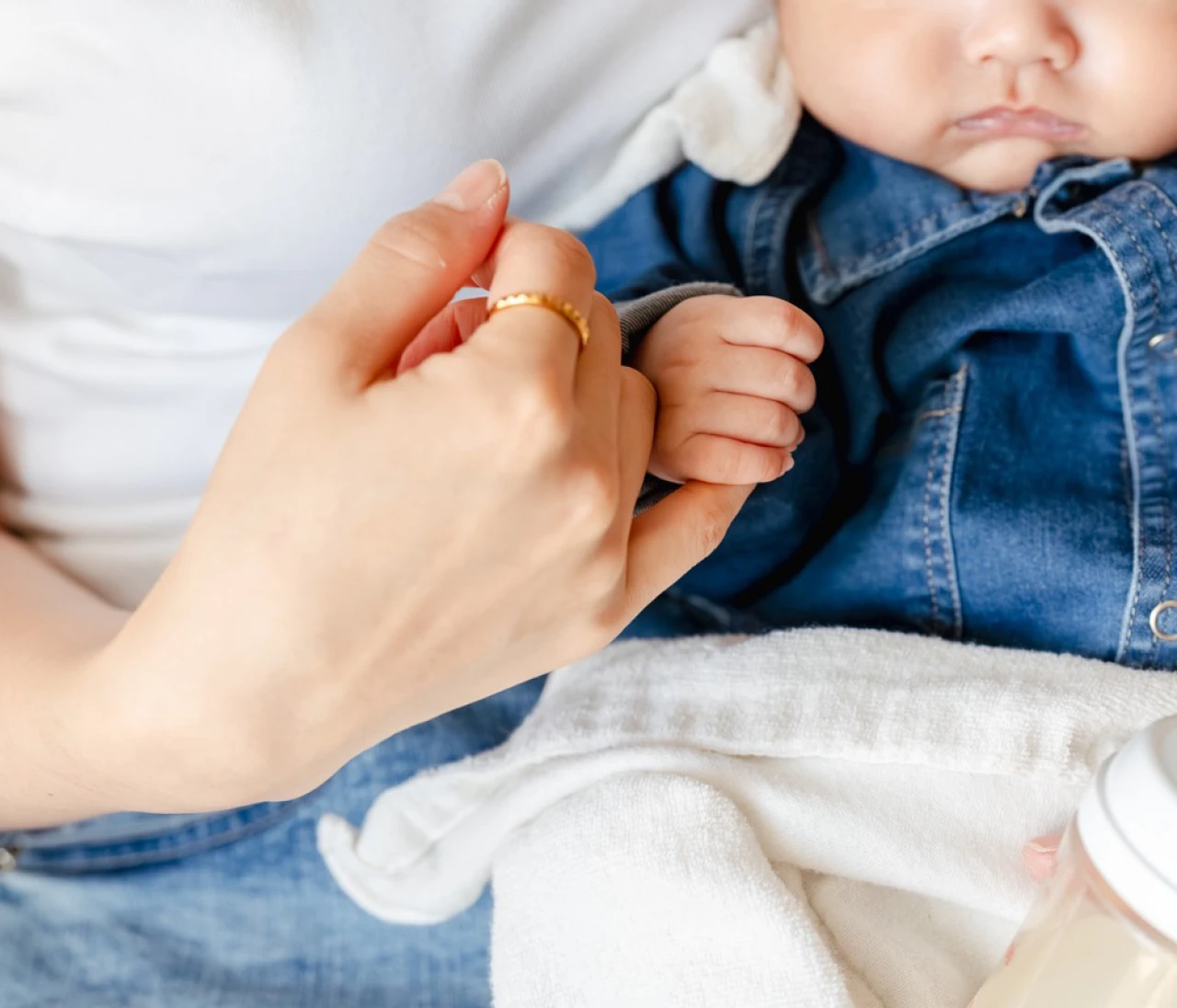 新しい家族を迎えた記念に。プロにお願いする「日常の動画撮影」が大切な思い出に