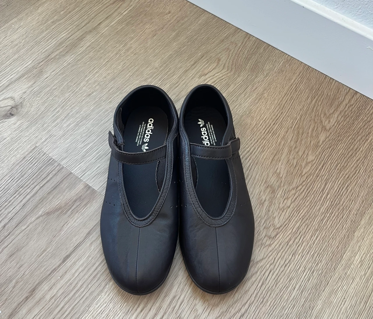 【adidas】大人気スタンスミス ローバレエの新色が買いな理由！
