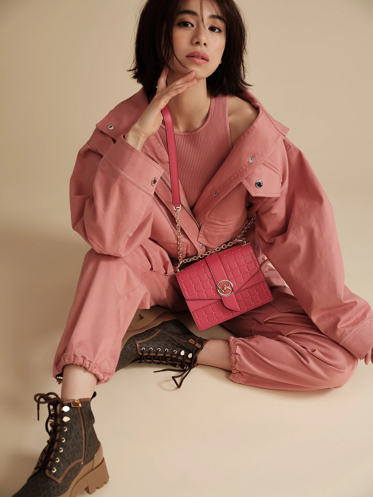 マイケル マイケル・コースが彩る ポジティブに働くわたしと、春の相棒バッグ