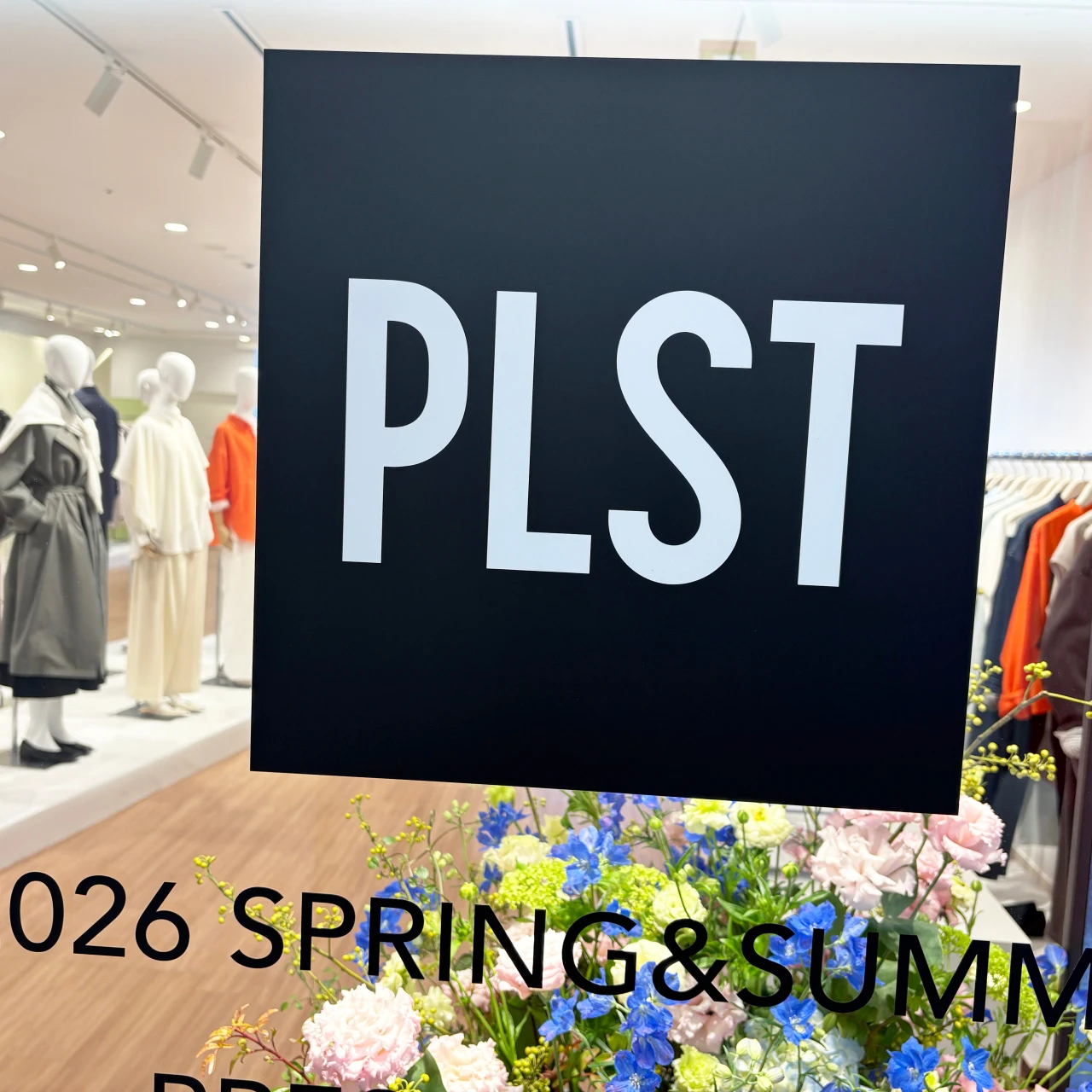 【PLST（プラステ）】春夏展示会で見つけた！オンオフ着られるセレモニー服徹底レビュー！