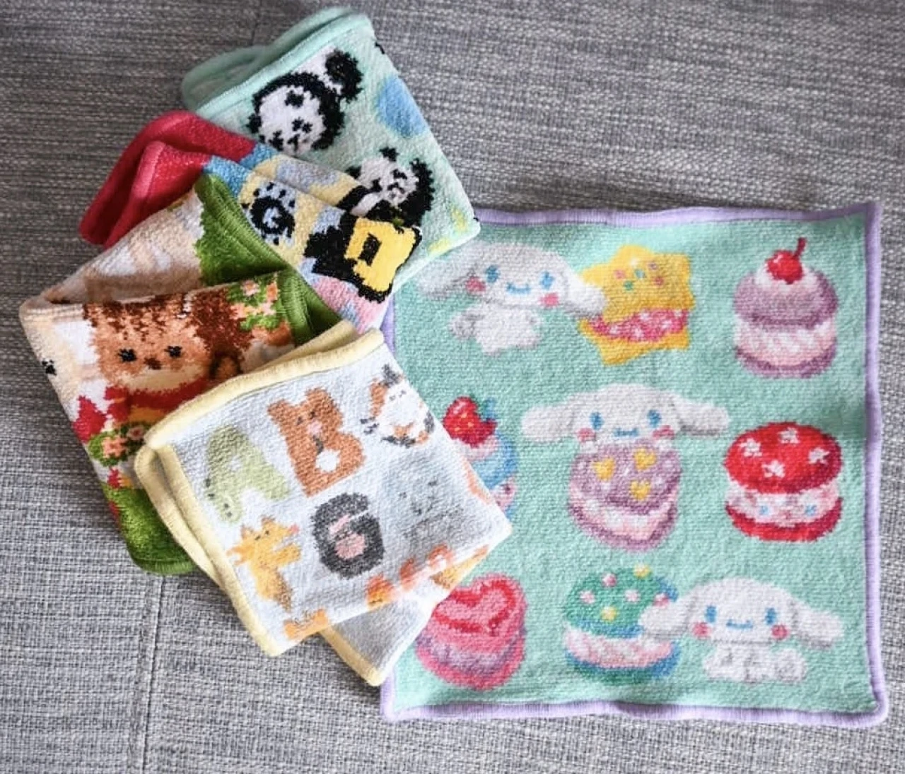 【フェイラー（FEILER）】30代エディターのリアルバイ5選！注目のサンリオコラボやシルバニアファミリーも