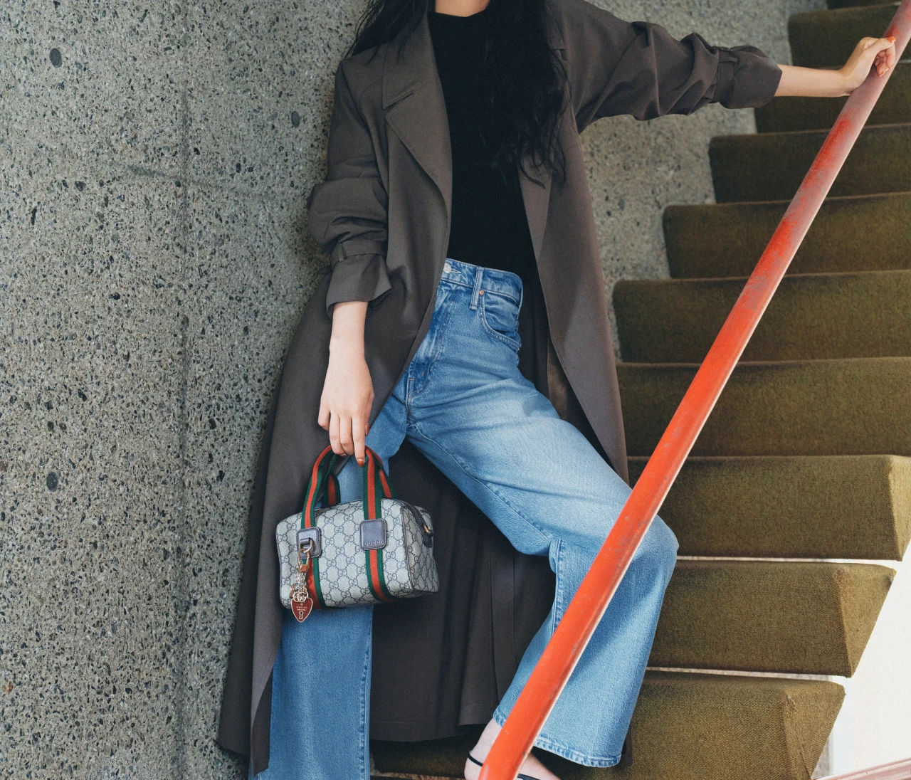 【GUCCI（グッチ）】貴島明日香が選ぶ“一生もの”ミニバッグ。上品さが際立つ【おすすめハイブランドバッグ＆小物7選】