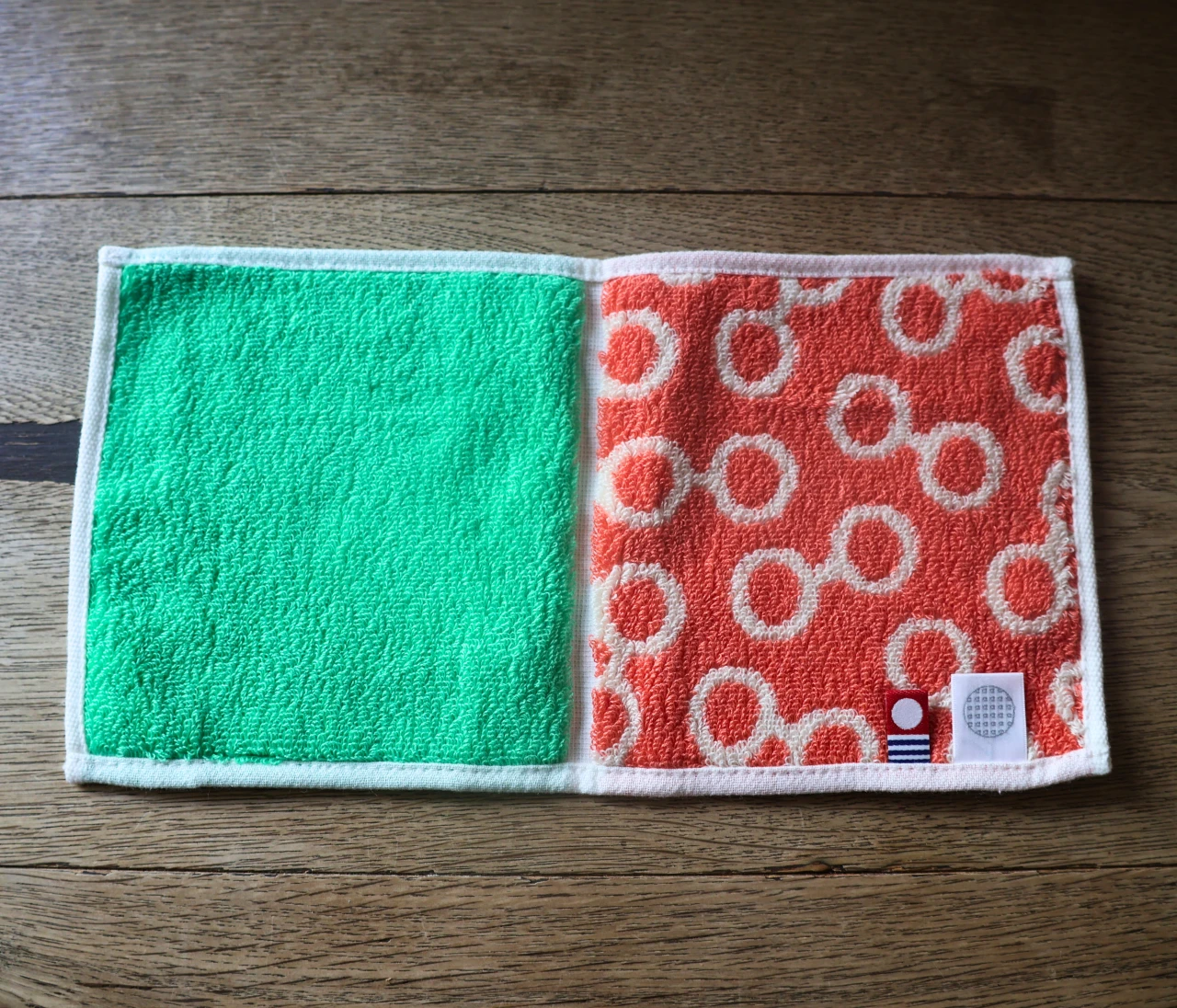 機能性バツグンすぎ！今治タオルのハーフハンカチにポケット救われた