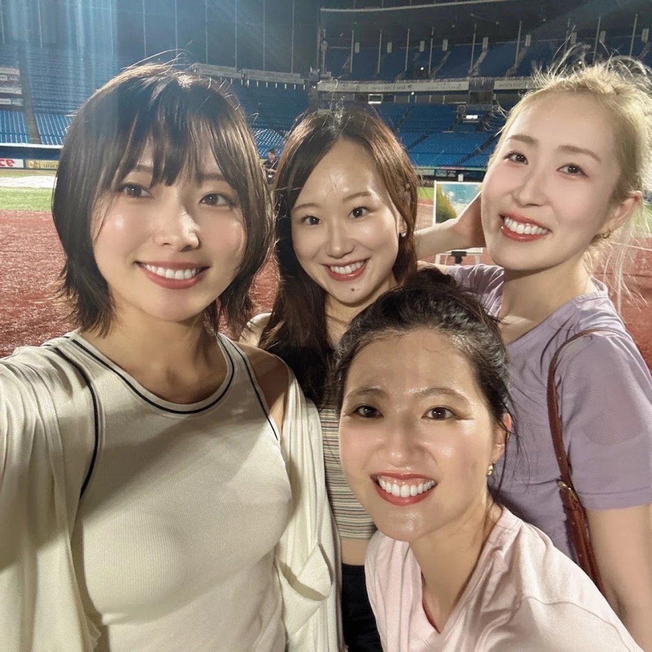 都会の夜に非日常体験!無料の神宮スタジアムナイトヨガ完全レポ