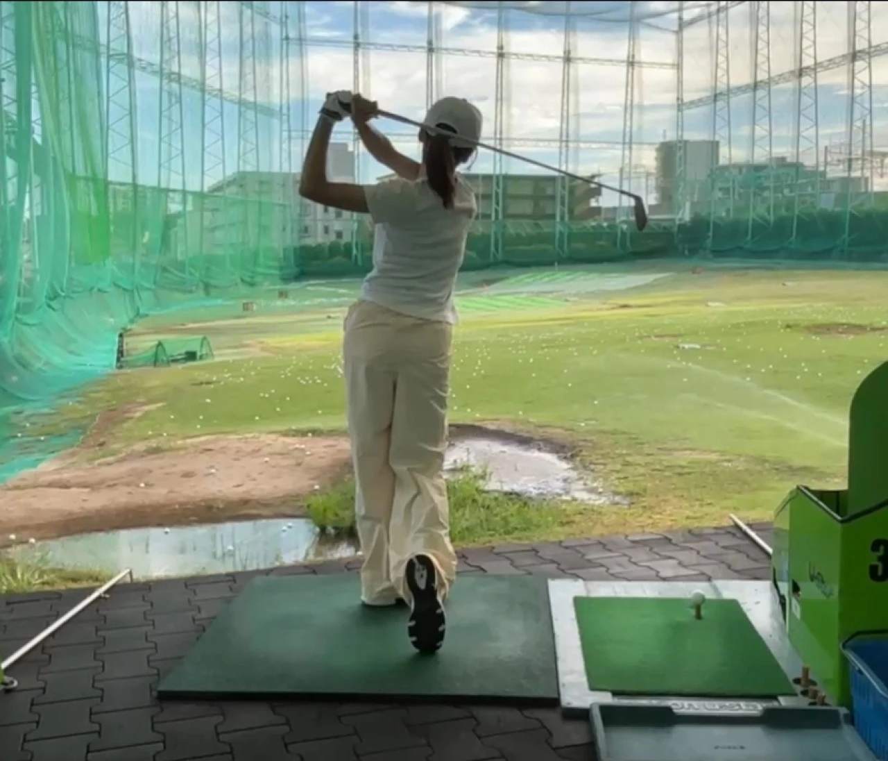 【花粉時期のゴルフ練習】練習着も可愛くありたい！ゴルフ女子の女子の練習服について