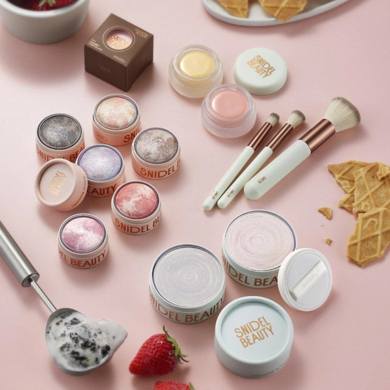 【SNIDEL BEAUTY(スナイデル ビューティ)】アイスクリームのときめきを詰め込んだ限定コレクションが登場
