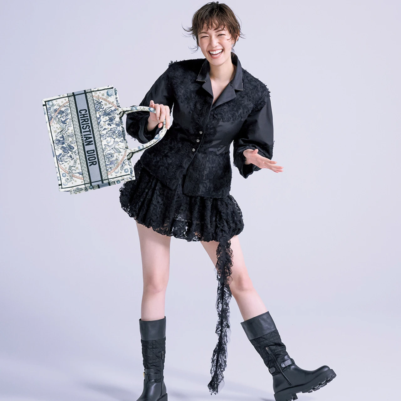 佐藤栞里がナビする「DIOR」秋新作。次の季節へ、新しい刺激とトキメキが必要だ!