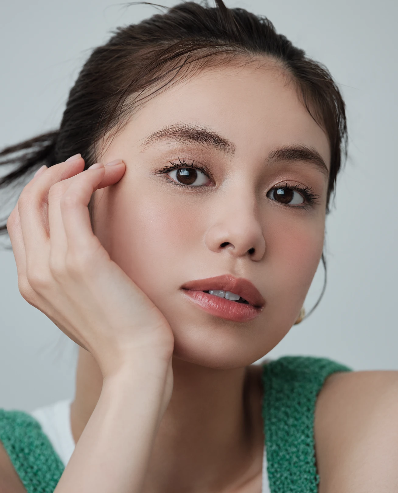 美人度を決めるのは眉！Fujikoの新「足しパレ」で、なりたい顔。