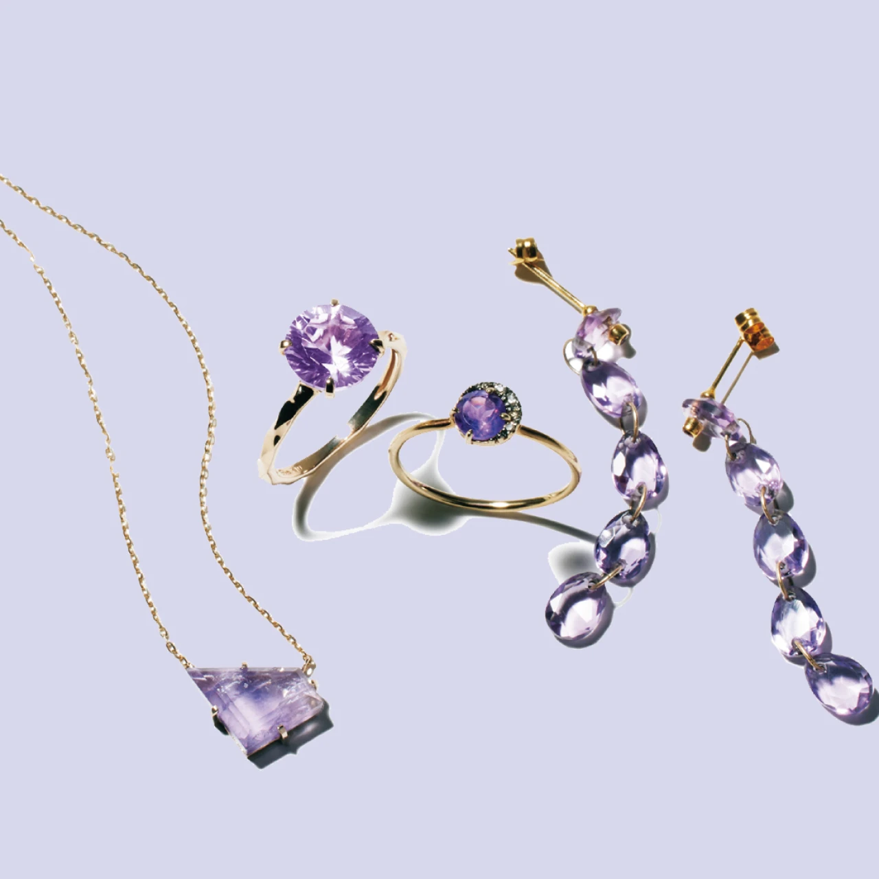 【この夏欲しい色石ジュエリー15選】グリーン、イエロー、ブラウン、パープルのジュエリーカタログ