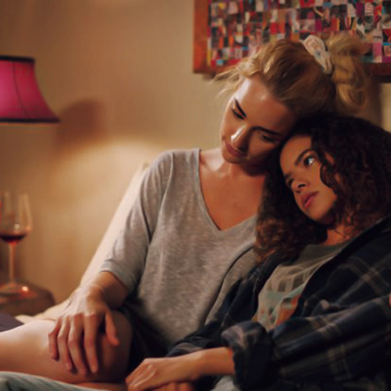 コメディに見せかけた完全なるサスペンス「ジニー&ジョージア」をレビュー【撮影現場でウワサのドラマ】