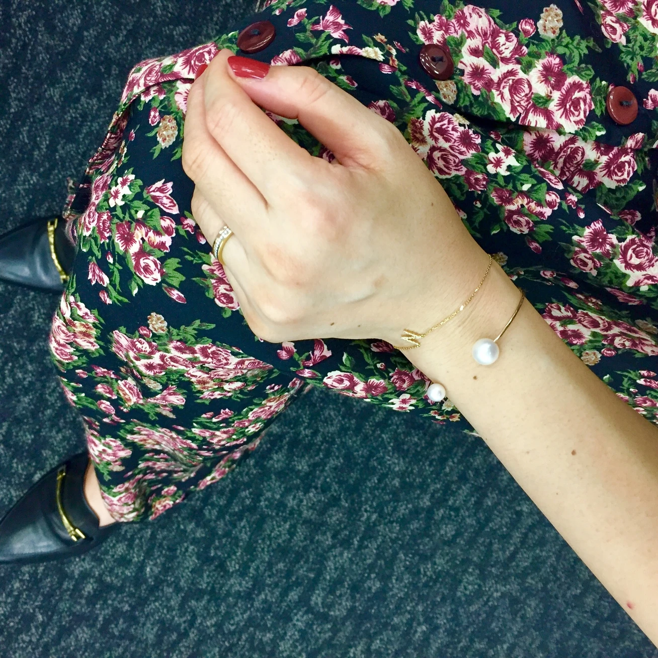 「花柄+パール」で旬のヴィンテージ風が簡単に♪