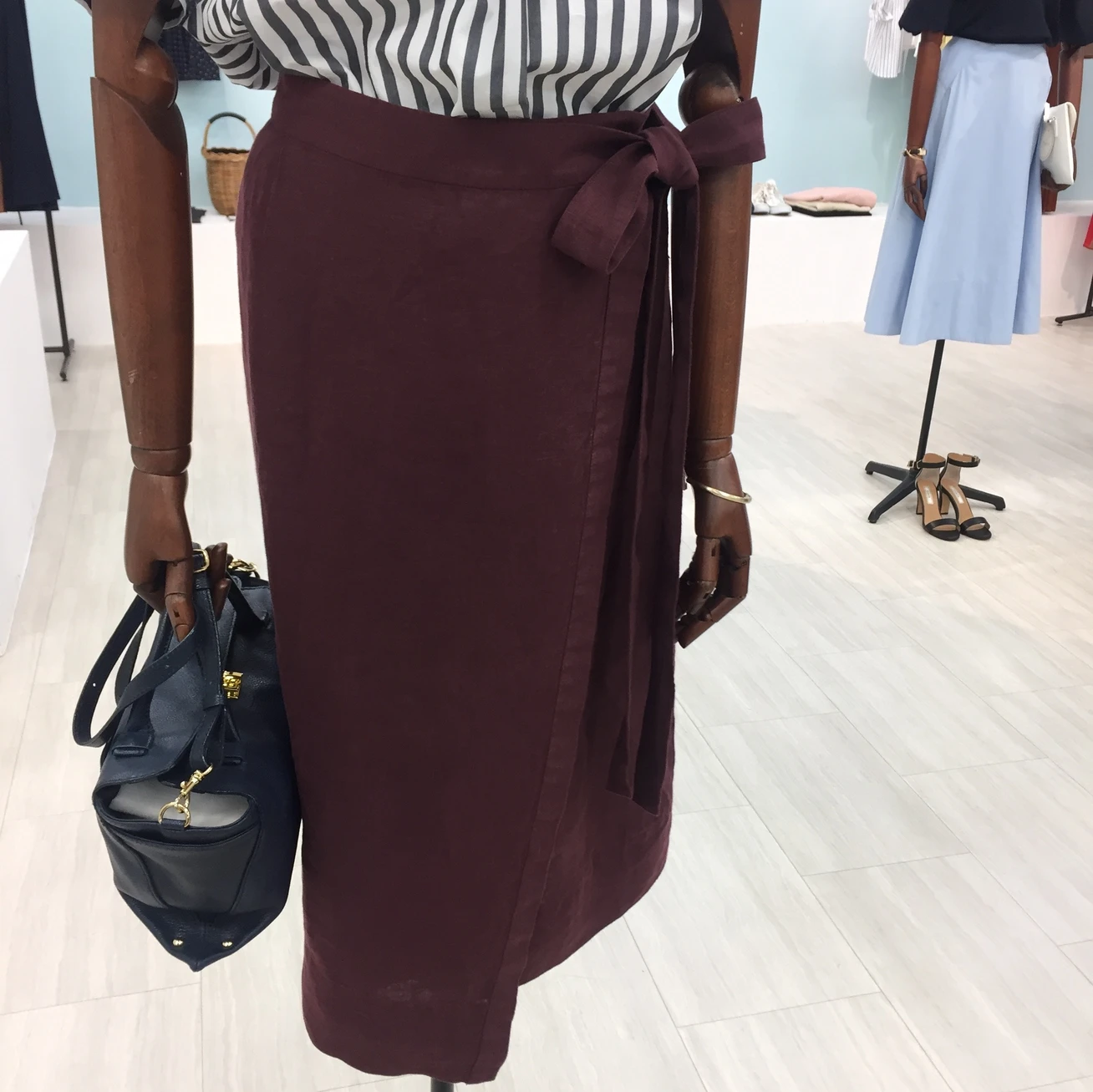 夏こそ重ためきれい色が女っぽい♡【ルージュ・ヴィフ】のカシス色に大注目