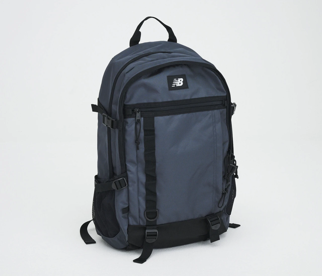 マニッシュ派におすすめ！ 「ニューバランス」の大容量リュック【優秀通勤リュック】