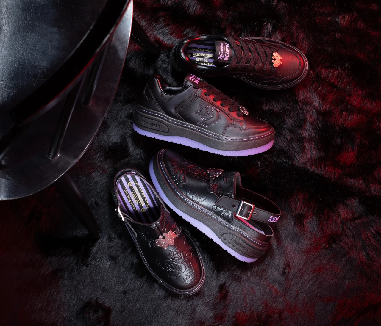 【CONVERSE × ANNA SUI（コンバース × アナ スイ）】「アナ スイ」らしいモチーフをまとった２つのコラボシューズが誕生