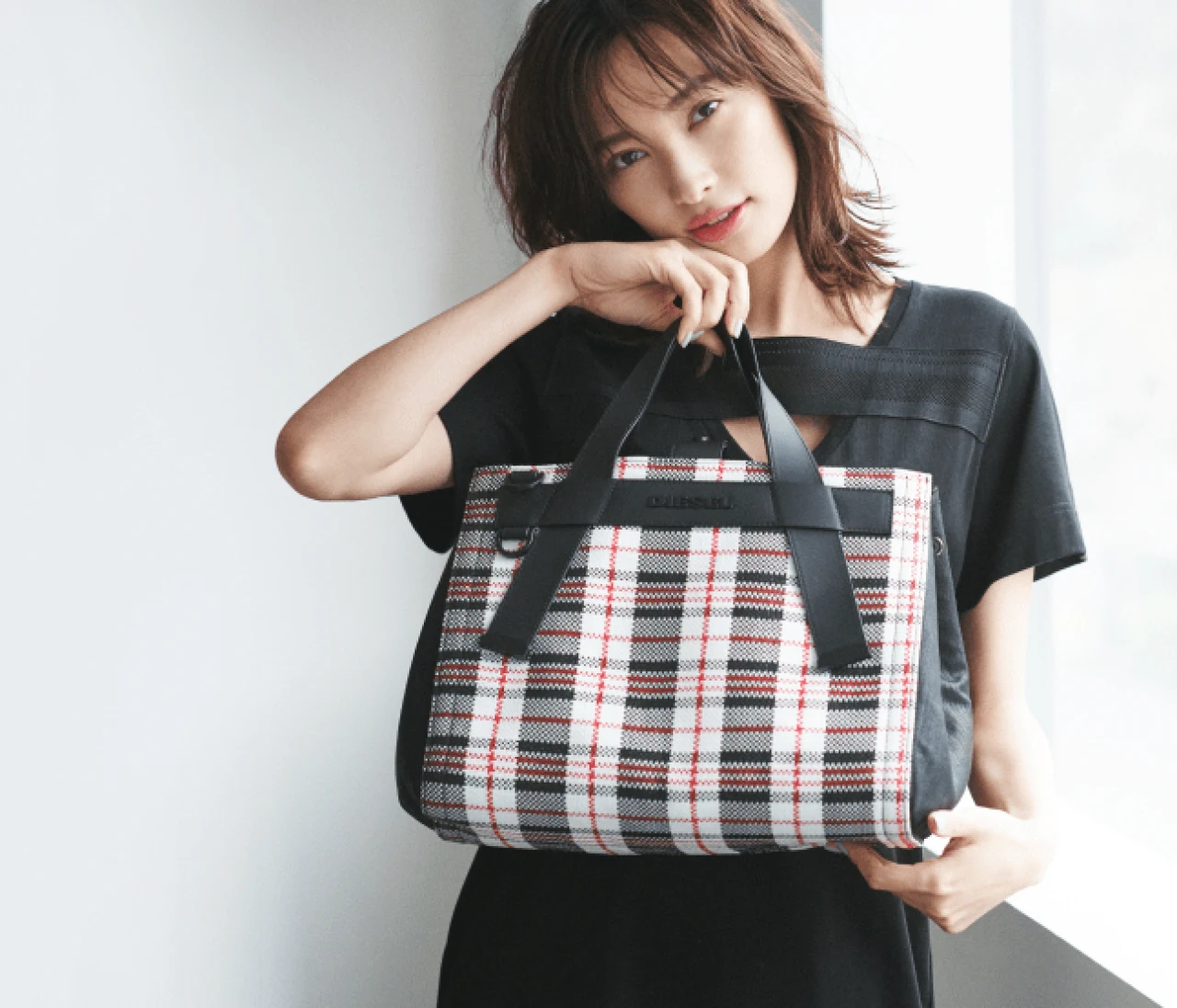 おしゃれがもっと楽しくなる！DIESELの最新バッグ＆シューズリスト