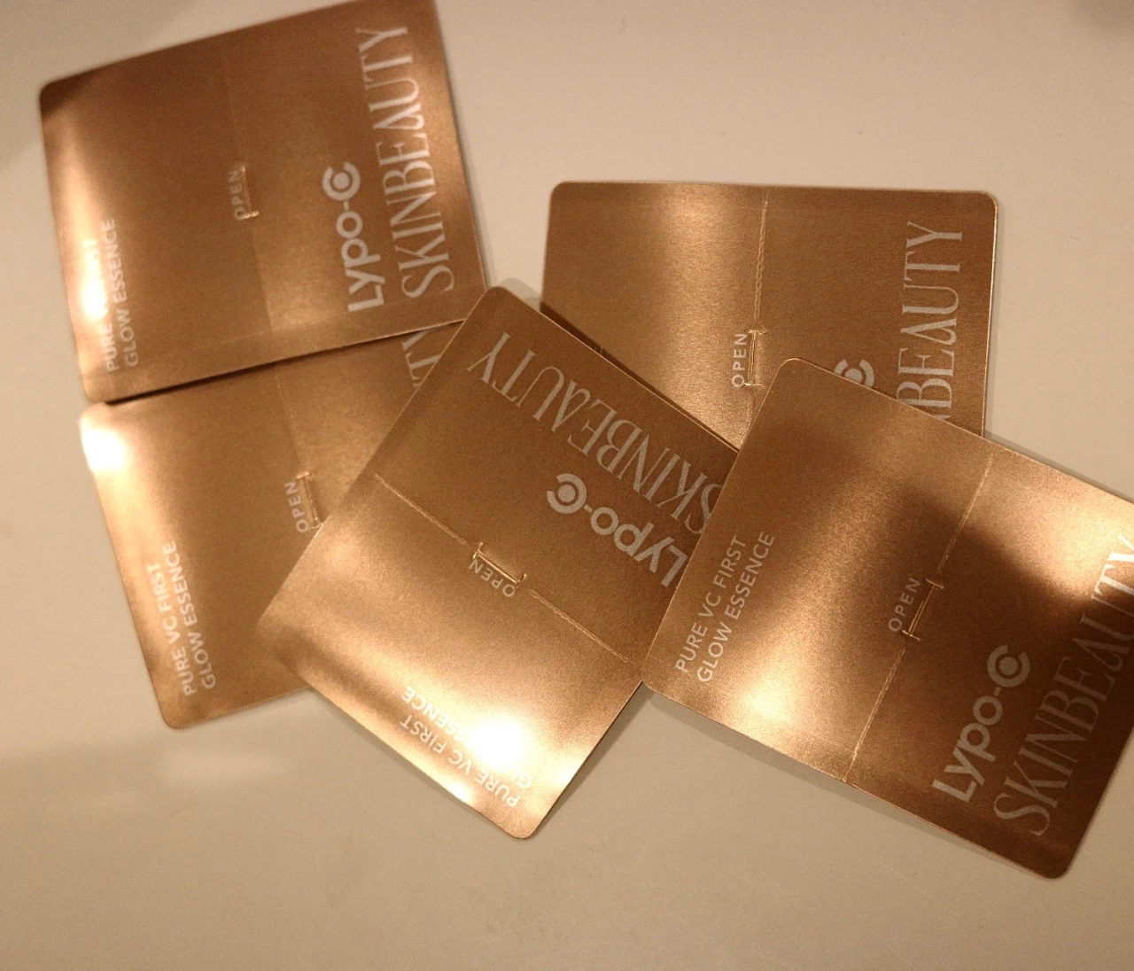 自己投資コスメ【新発売】『Lypo-C SKINBEAUTY』の“塗るビタミンC”がベスコス最有力候補！