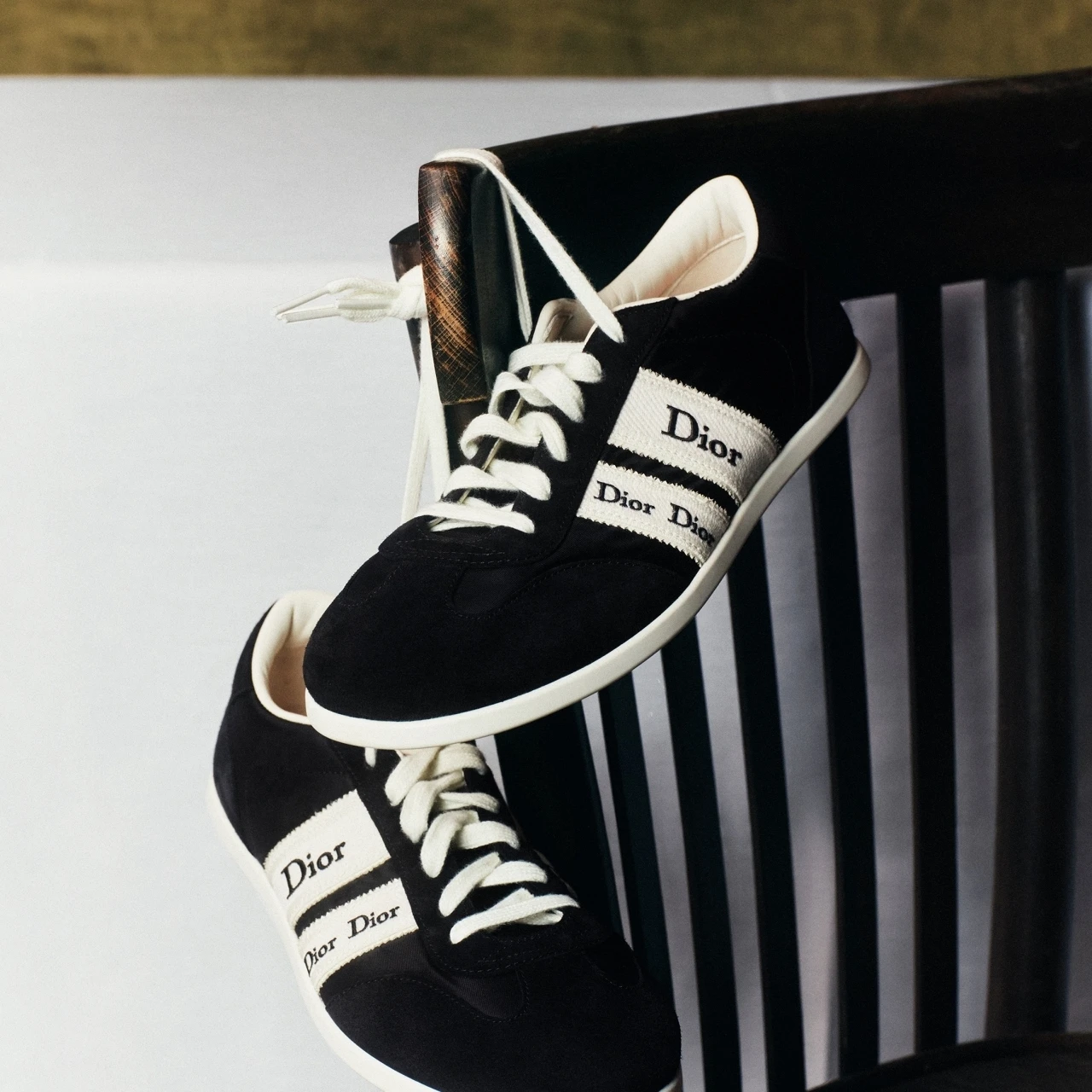 【Dior（ディオール）】新作「ディオール リボン」スニーカーを発売！