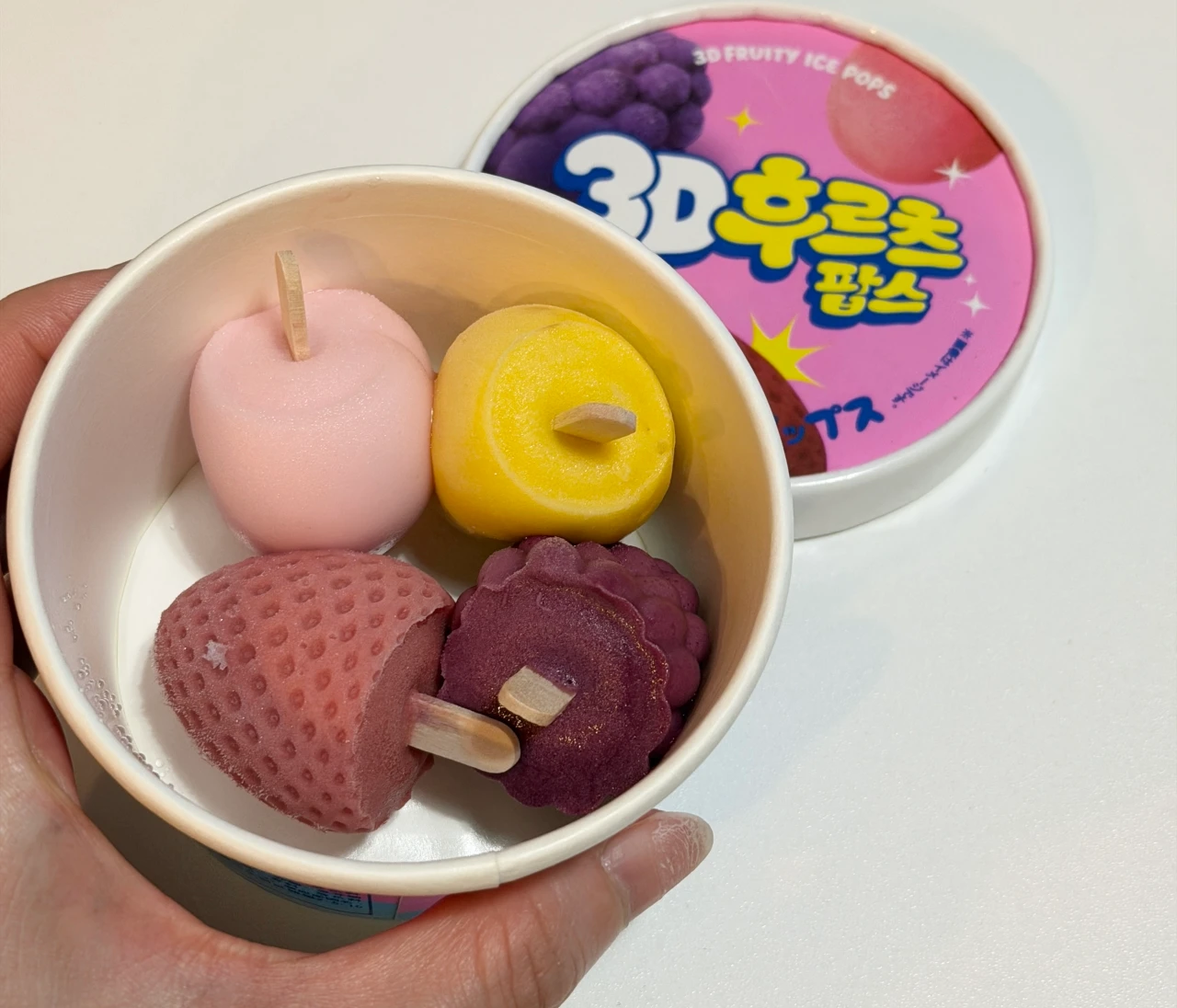 【コンビニアイス】話題の3Dアイスが小さくなってカムバック