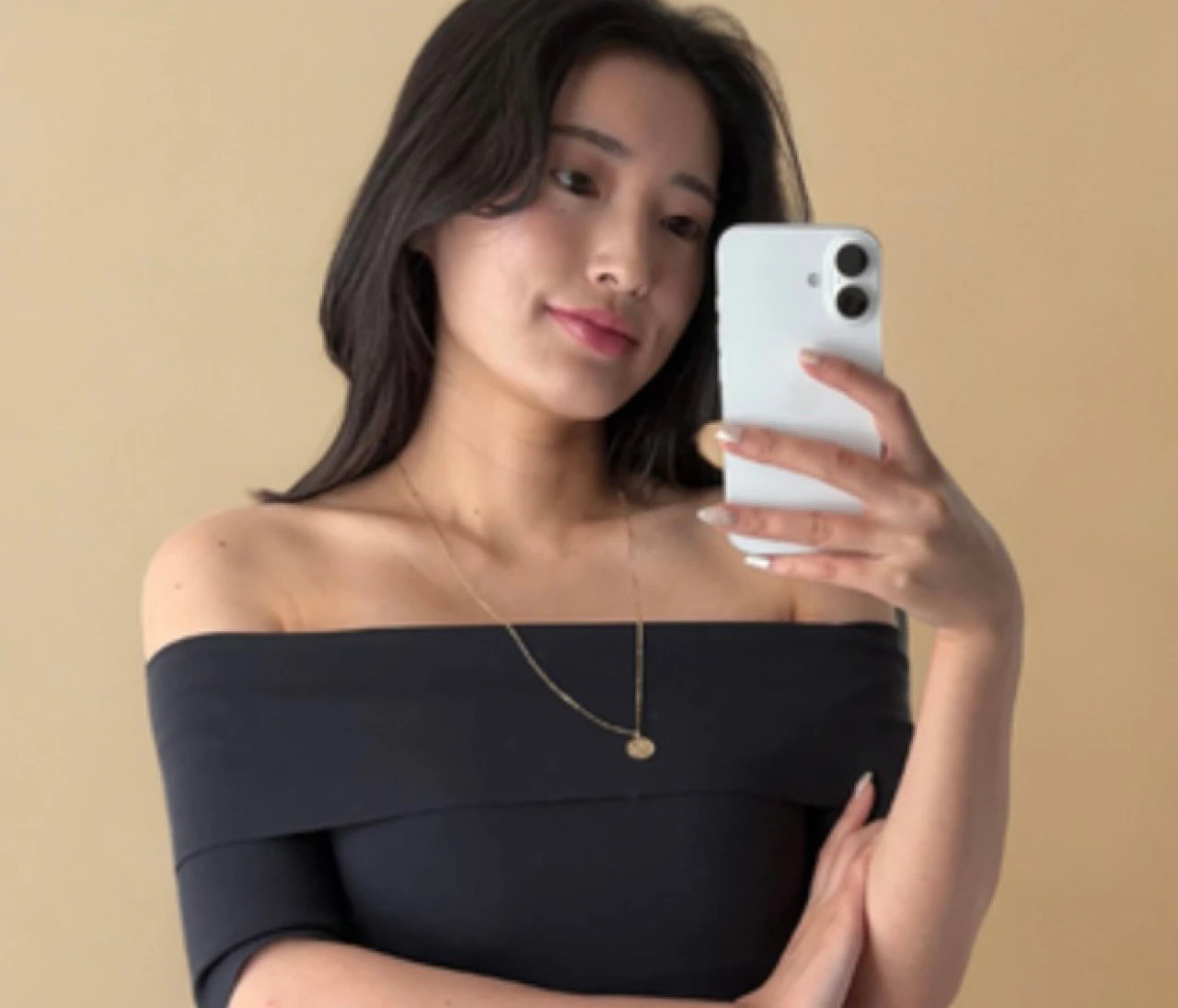  【２年で腹筋が割れた】スーパーバイラーズ門彩花さん（33歳・日系企業勤務）編　憧れの「砂時計ボディ」を手に入れるまでの2年間とは？