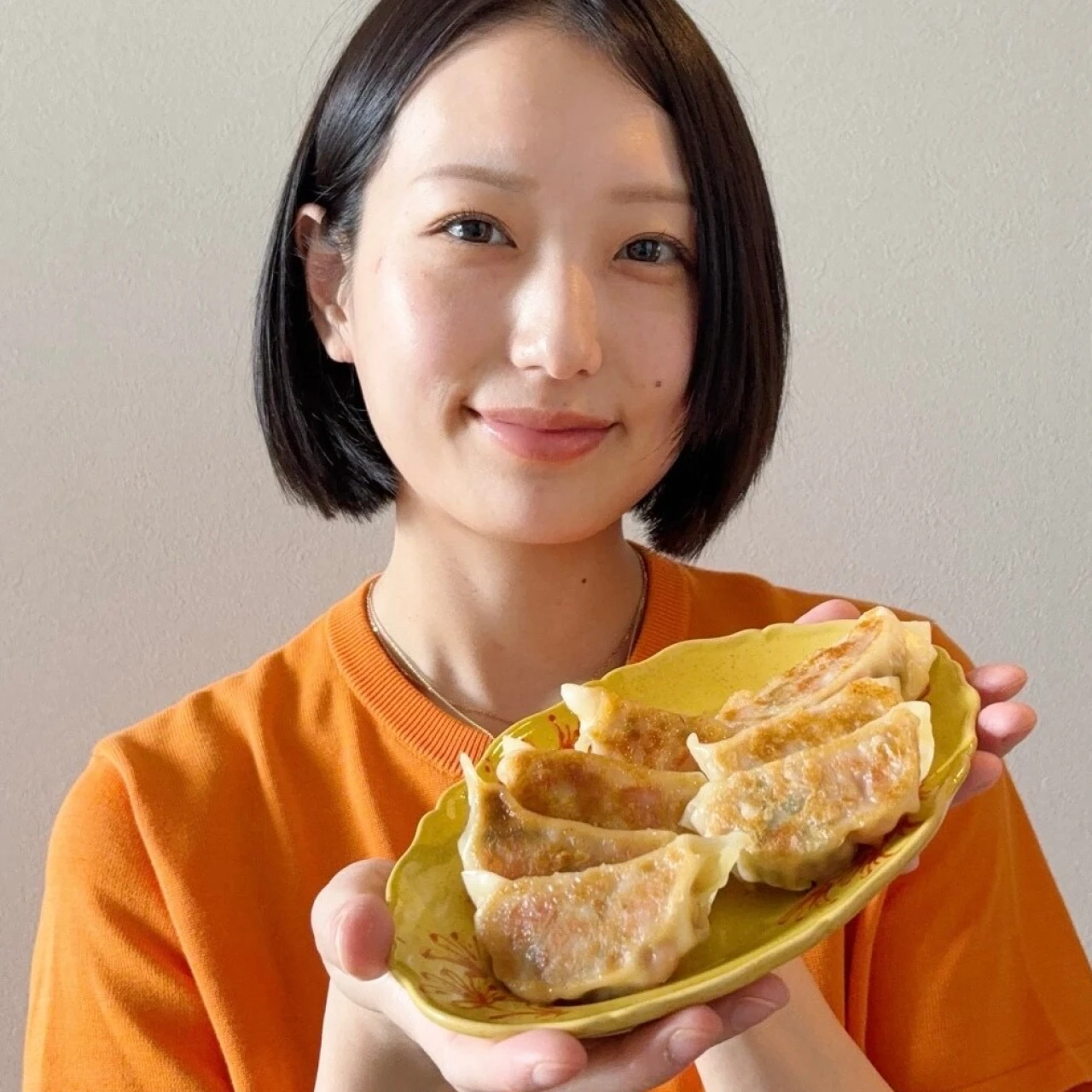 【長谷川あかりのご自愛ごはん vol.56】トマトが主役のヘルシー餃子「トマトとしらす、大葉の夏餃子」