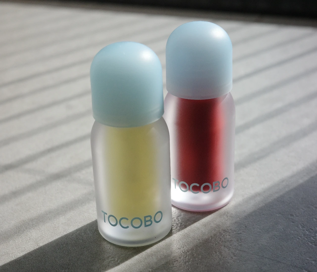 TOCOBO『ジューシーベリープランピングリップオイル』ぷるツヤ唇に