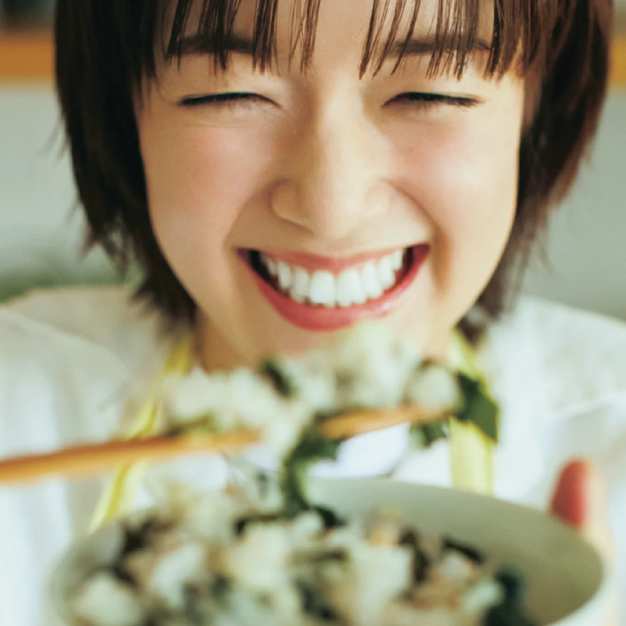コウケンテツさんと“おうち居酒屋”開店！ 佐藤栞里が愛する「わかめご飯」レシピ