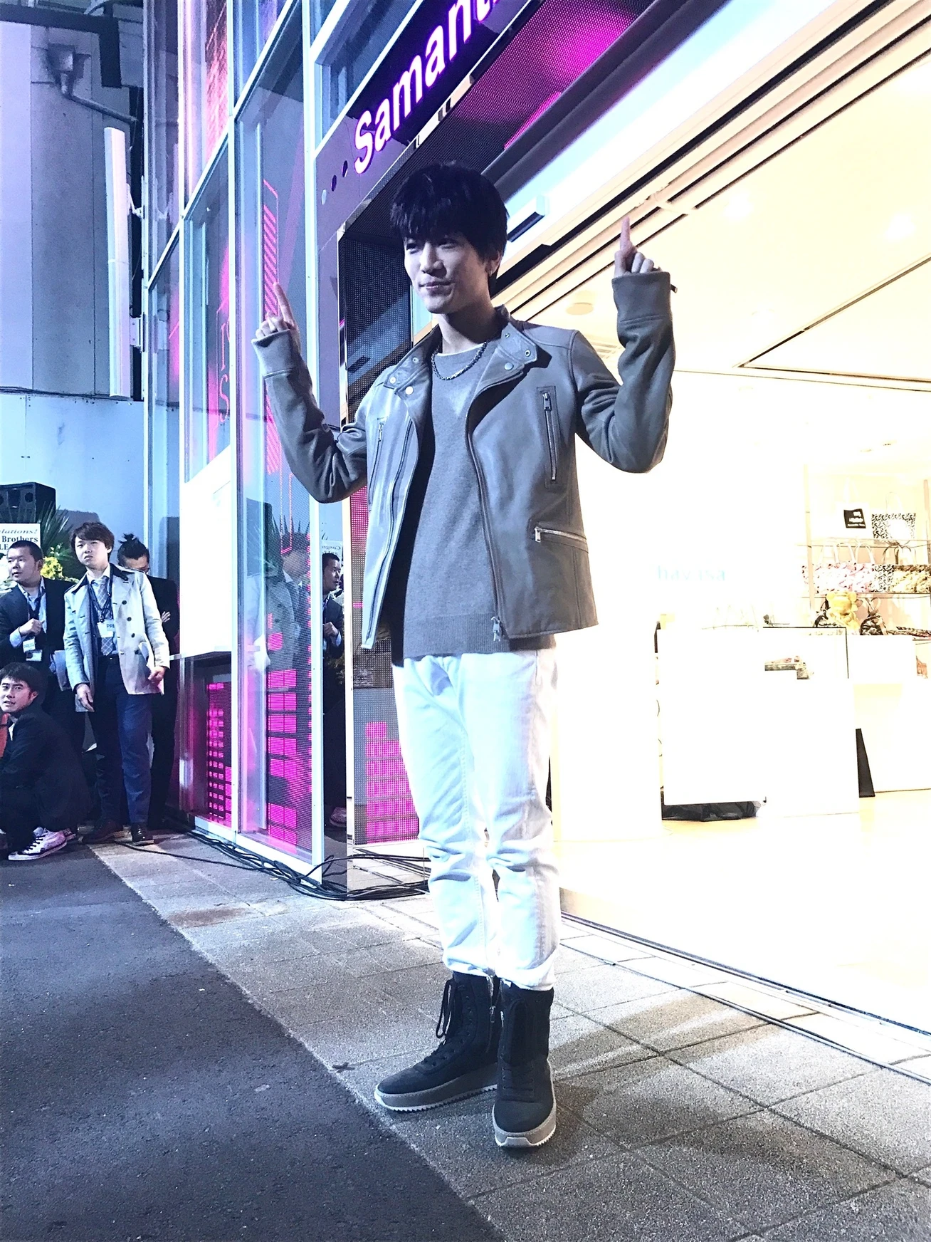 【三代目JSB岩田剛典さんがお祝い❤︎】サマンサタバサ新デジタルストア出現♥︎_2