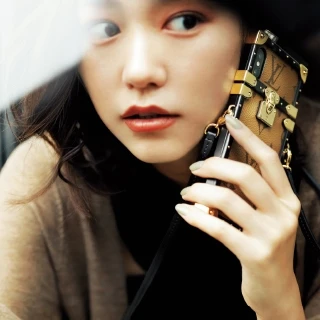 最旬スマホケース&ミニポシェットは憧れブランドでゲット♡【ミニポシェット最前線①】