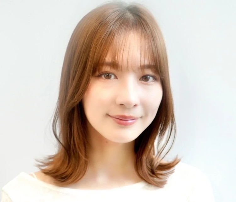 【ミディアム・30代大人の髪型】秋のトレンドへア・くびれミディ