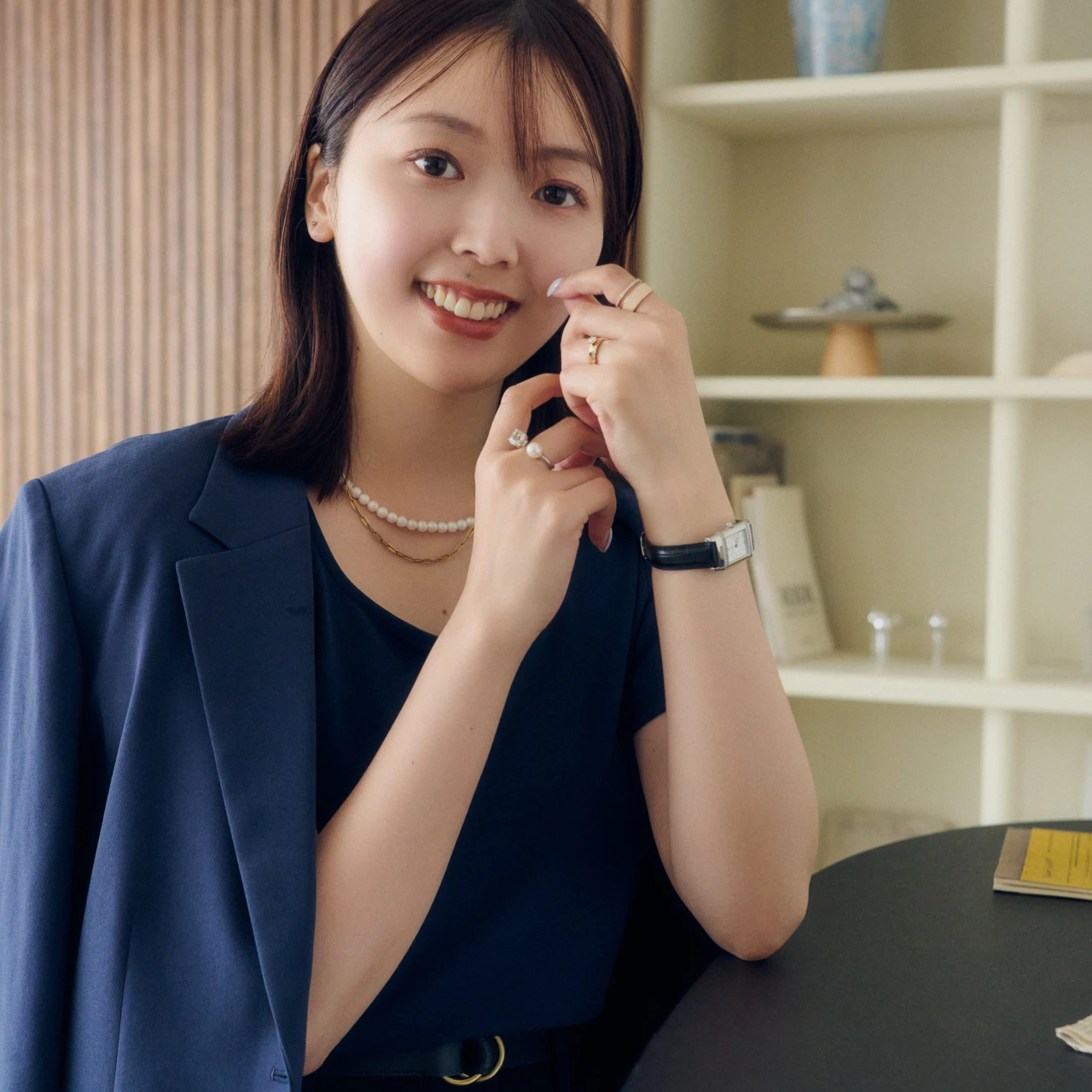 文芸評論家・三宅香帆さんの結婚・婚約指輪は、毎日ときめく「CHAUMET（ショーメ）」【チームBAILAのウエディングリングSNAP Vol.4】