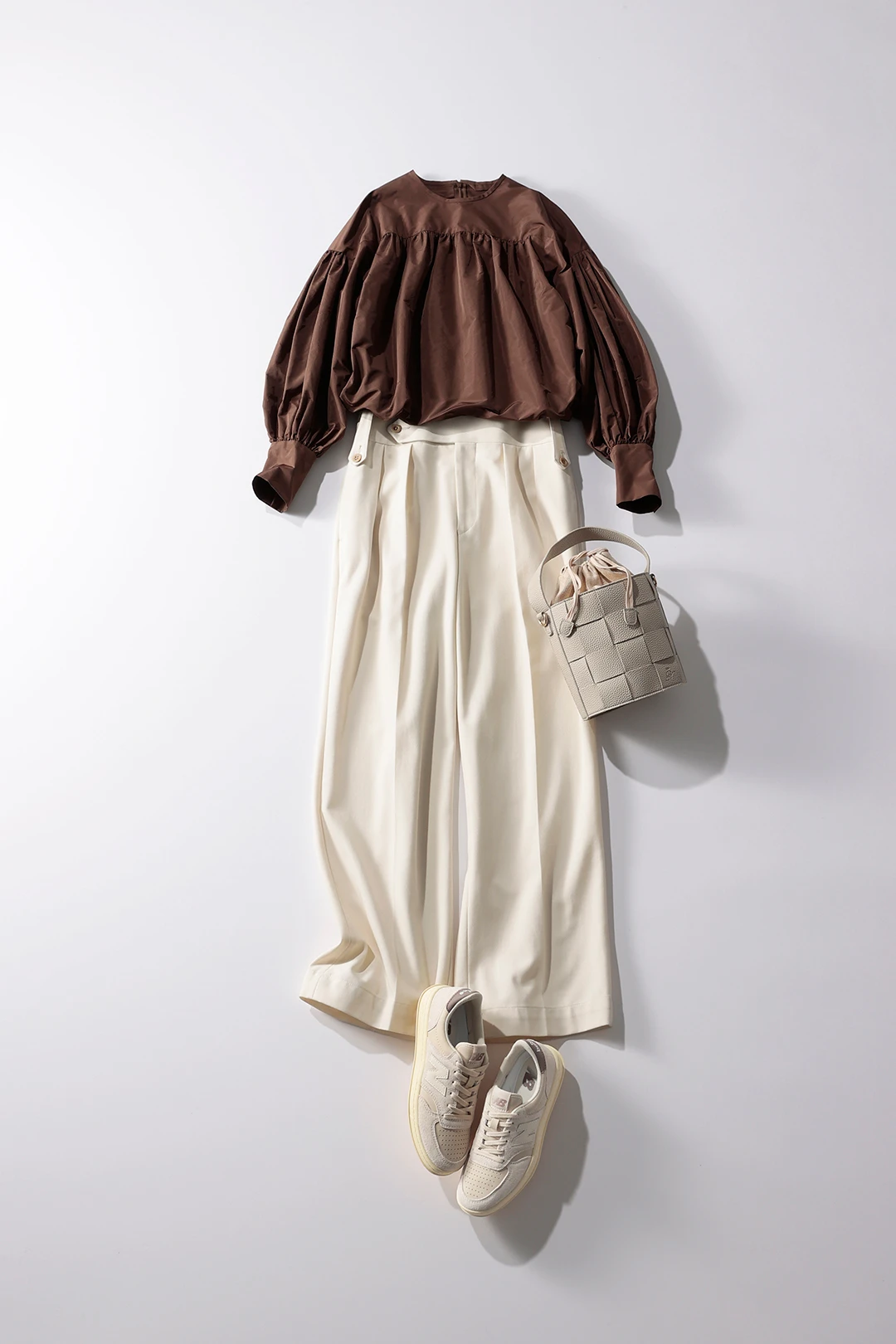 変わり続ける毎日に変わらず寄り添う一足を。ニューバランスのT500が毎日の相棒！_4_1