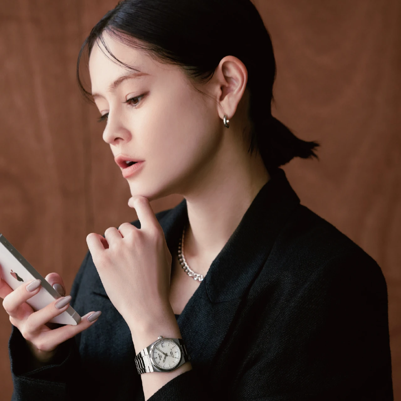 【願いをかなえる相棒ウォッチ】スーツの日につけたい、マニッシュな腕時計4選